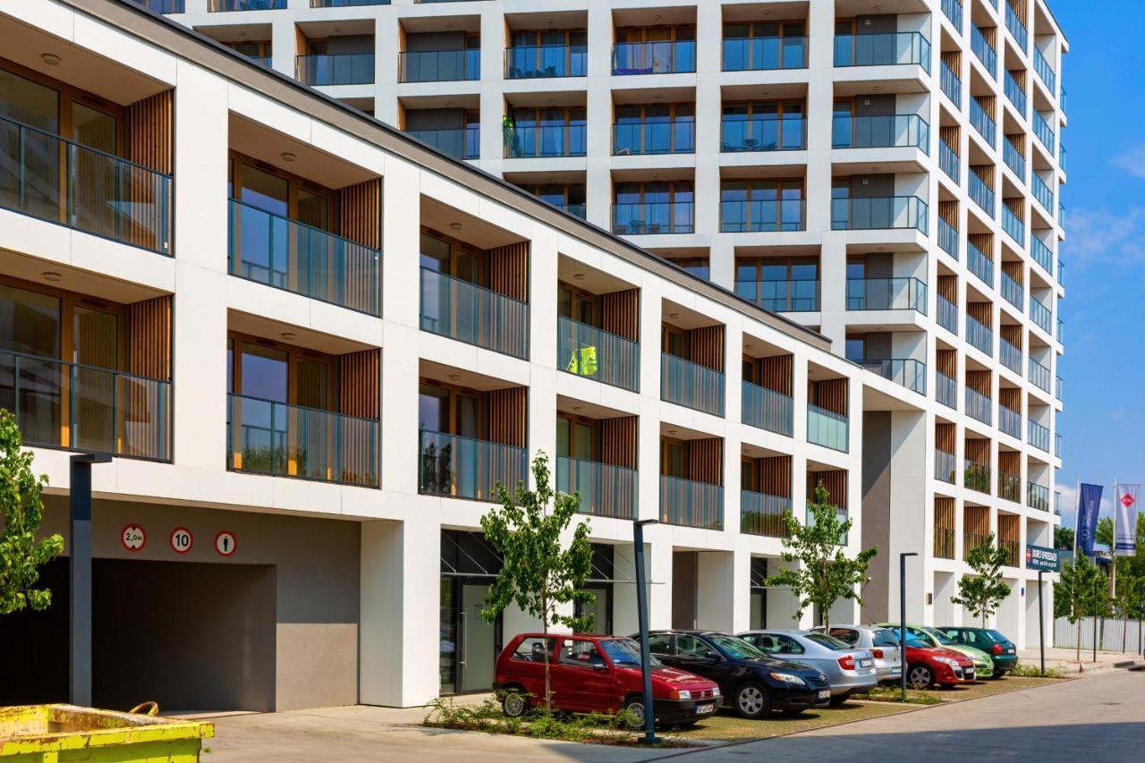 Warsaw Praga Kokoryczki Apartments With Parking By Noclegi Renters Екстериор снимка