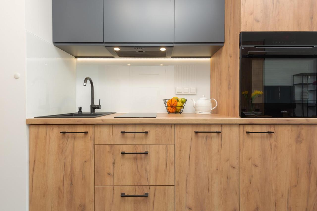 Warsaw Praga Kokoryczki Apartments With Parking By Noclegi Renters Екстериор снимка