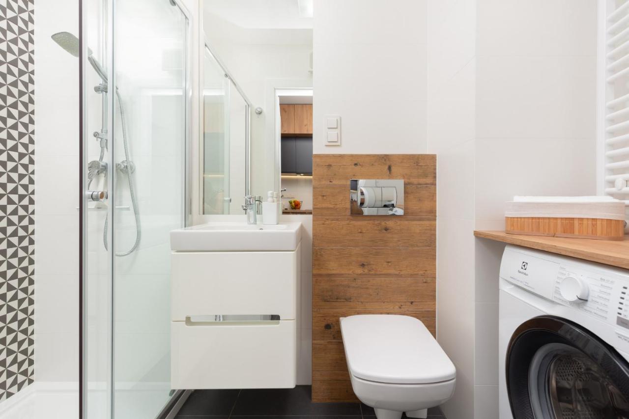 Warsaw Praga Kokoryczki Apartments With Parking By Noclegi Renters Екстериор снимка