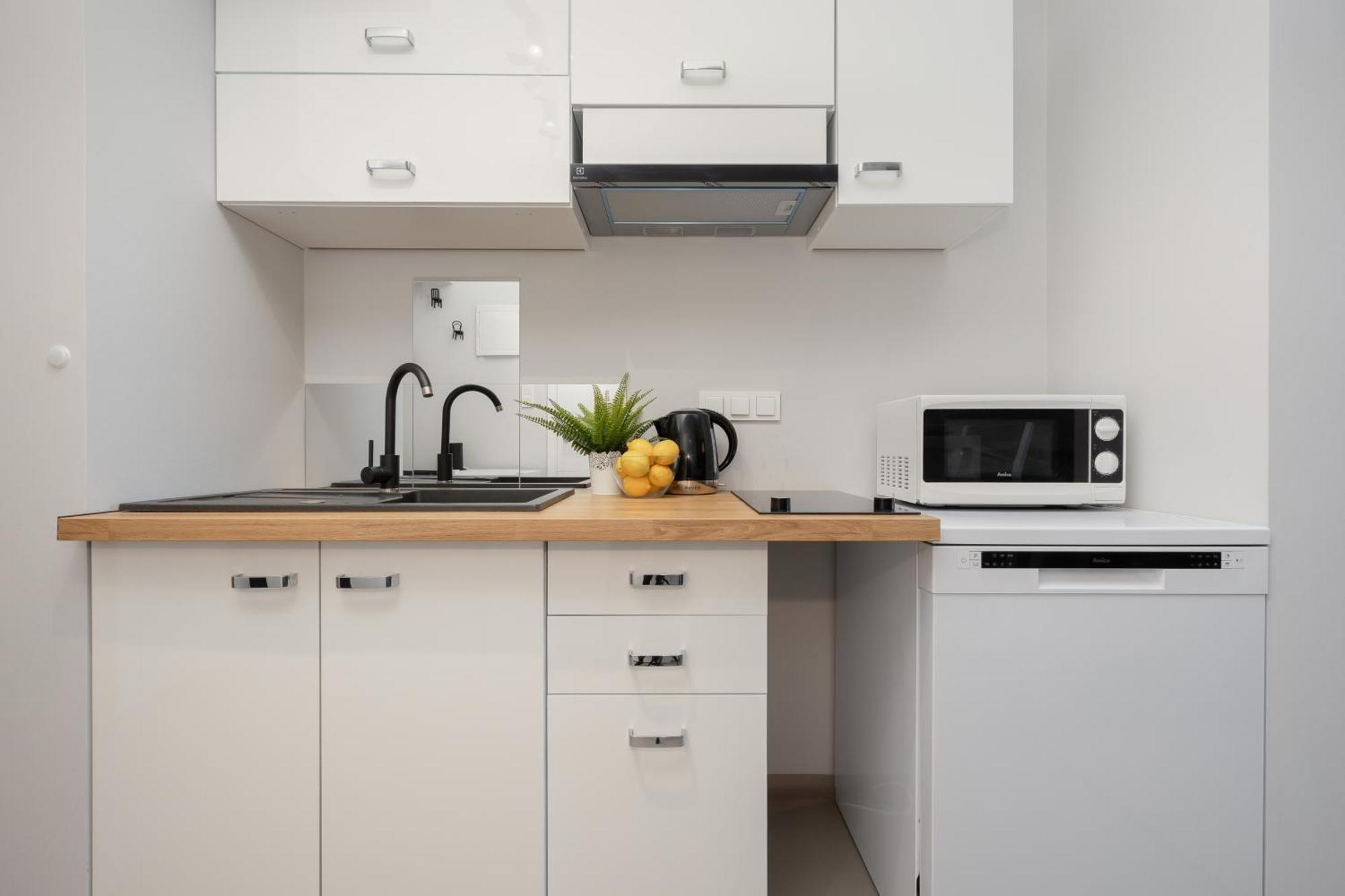 Warsaw Praga Kokoryczki Apartments With Parking By Noclegi Renters Екстериор снимка